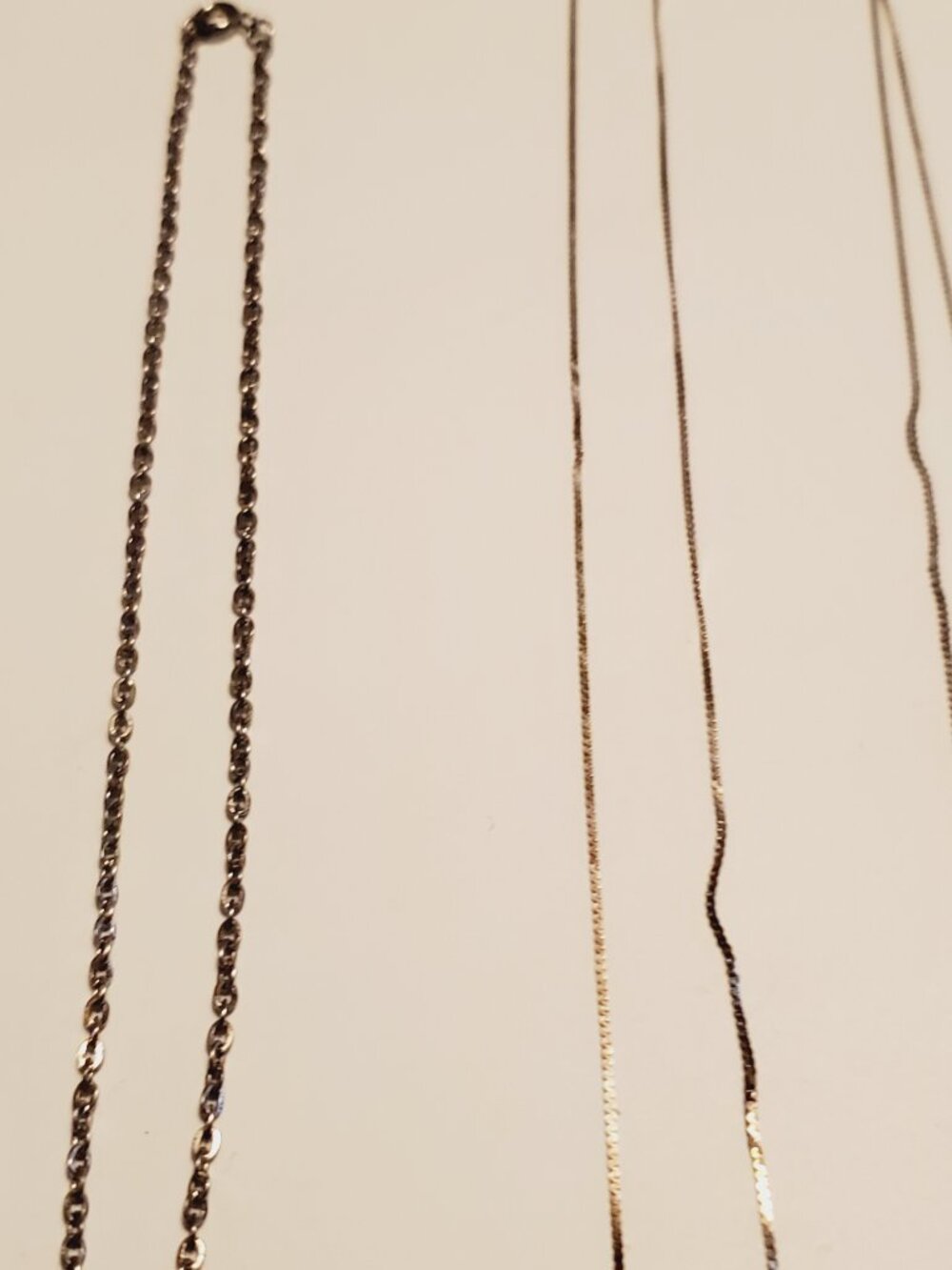 4 Necklaces, items # A-2348-2351, wt. 25 grams. - Picture 11 of 12